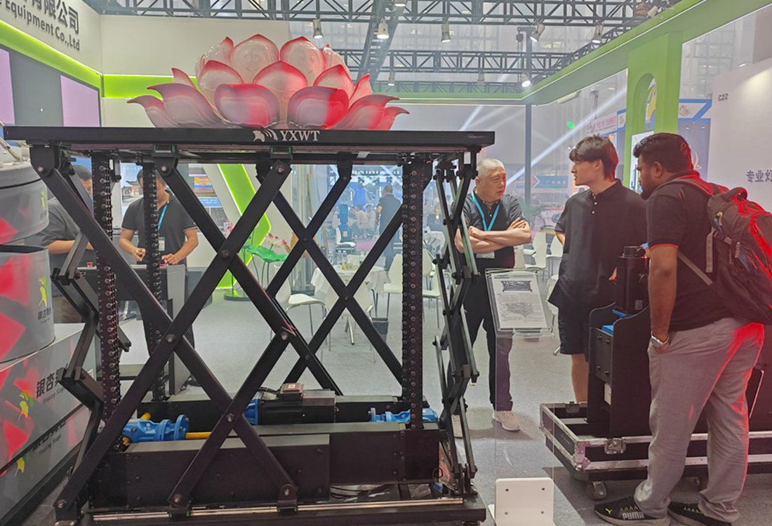 江蘇金銀杏舞臺(tái)設(shè)備有限公司